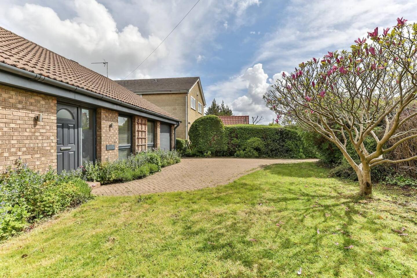 3 Bedroom Bungalow Close To Peak District With Garden Sheffield Exterior foto